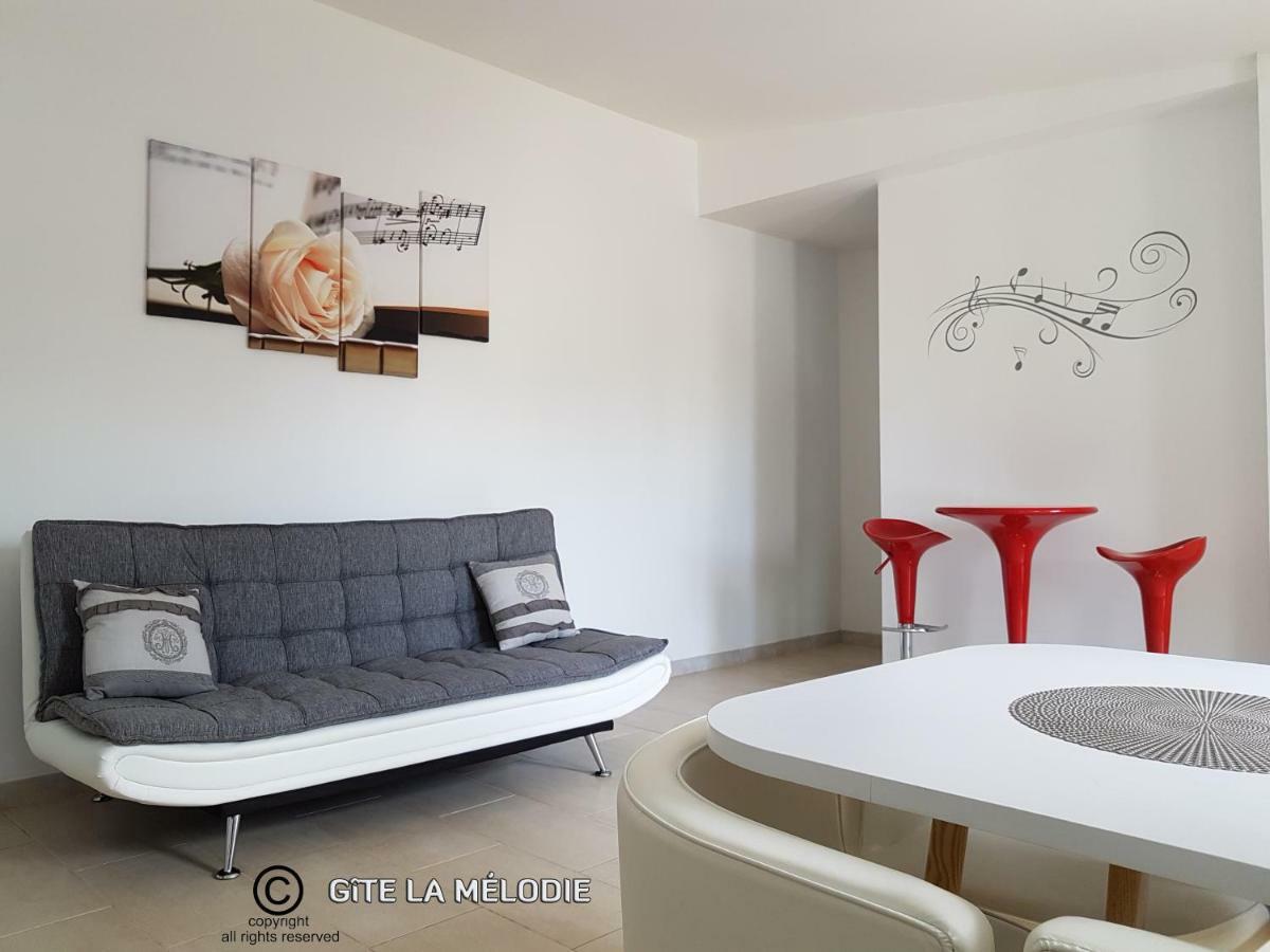 Gite La Melodie Longueville  Ngoại thất bức ảnh